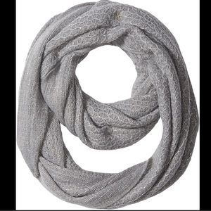 🆕Calvin Klein Lurex Texture Loop Grey Silver‎